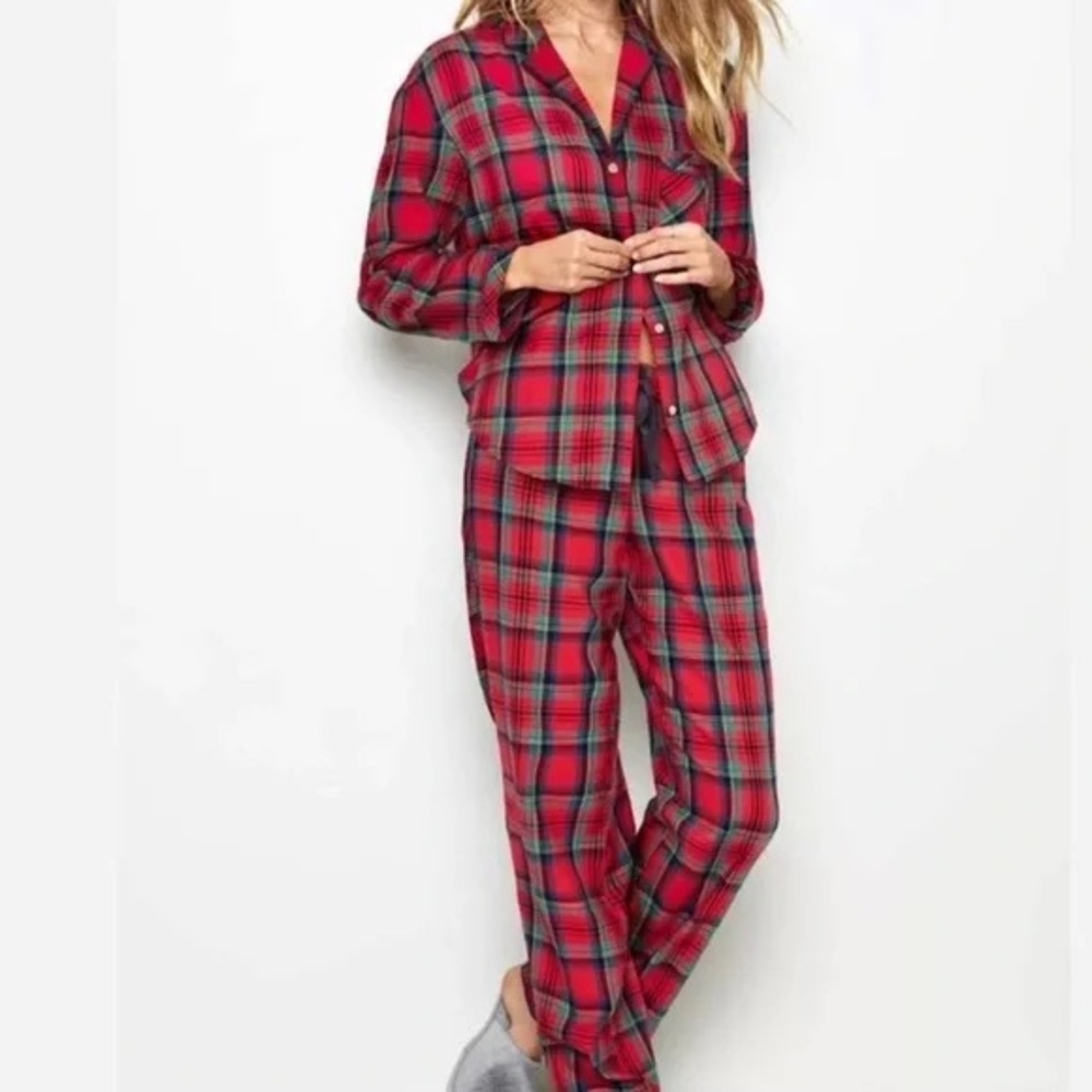 VICTORIA SECRET - Red Plaid Pajama Set Sz Large